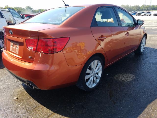 Photo 3 VIN: KNAFW4A3XA5312322 - KIA FORTE SX 