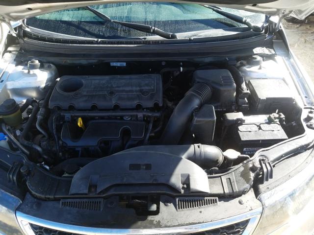 Photo 6 VIN: KNAFW4A3XC5477838 - KIA FORTE SX 