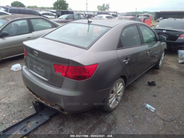 Photo 3 VIN: KNAFW4A3XC5586168 - KIA FORTE 