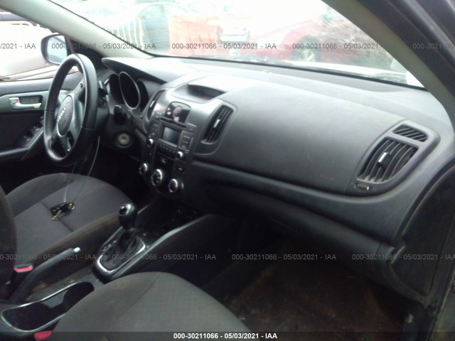 Photo 4 VIN: KNAFW4A3XC5586168 - KIA FORTE 