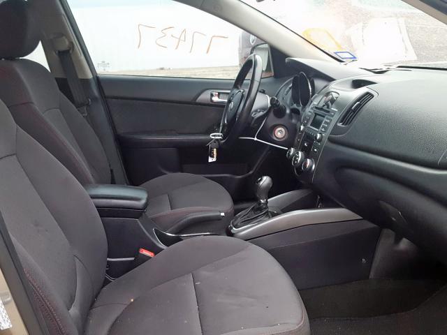 Photo 4 VIN: KNAFW4A3XD5673537 - KIA FORTE SX 