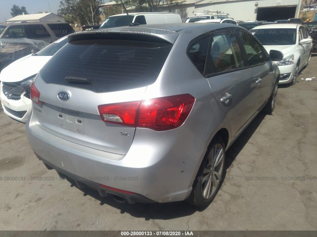 Photo 3 VIN: KNAFW5A32B5411689 - KIA FORTE 5-DOOR 