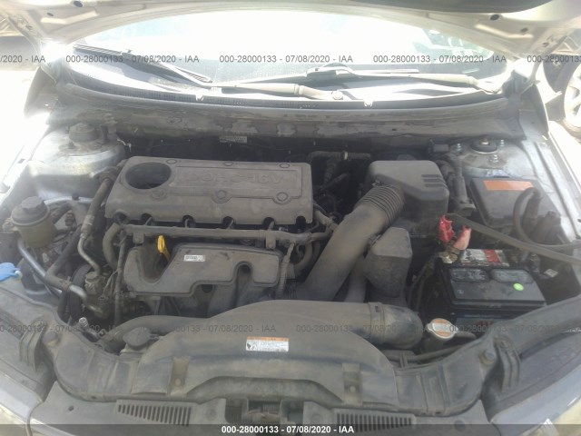 Photo 9 VIN: KNAFW5A32B5411689 - KIA FORTE 5-DOOR 