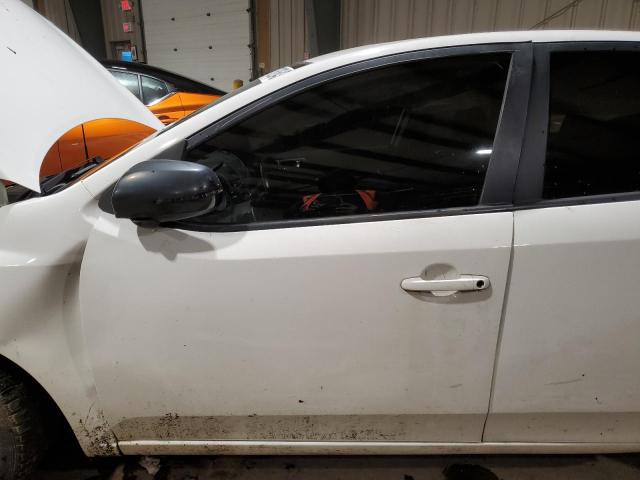 Photo 6 VIN: KNAFW5A32D5681847 - KIA FORTE 