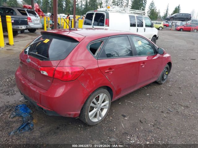 Photo 3 VIN: KNAFW5A33B5363586 - KIA FORTE 