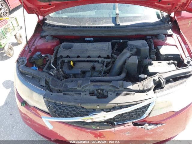 Photo 9 VIN: KNAFW5A37C5469153 - KIA FORTE 