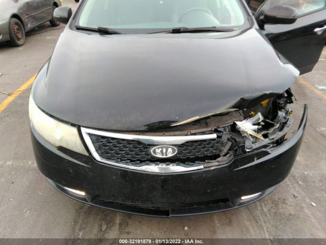 Photo 9 VIN: KNAFW5A37D5663702 - KIA FORTE 5-DOOR 