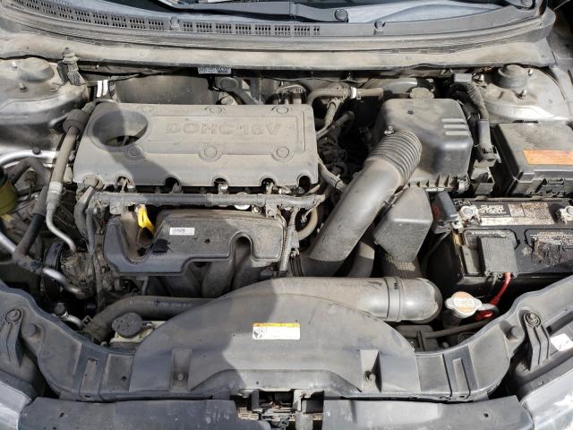 Photo 6 VIN: KNAFW5A38B5386877 - KIA FORTE SX 