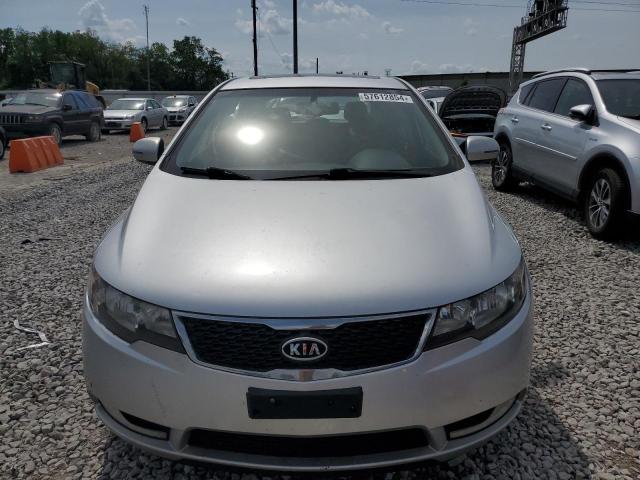 Photo 4 VIN: KNAFW5A3XD5665511 - KIA FORTE 