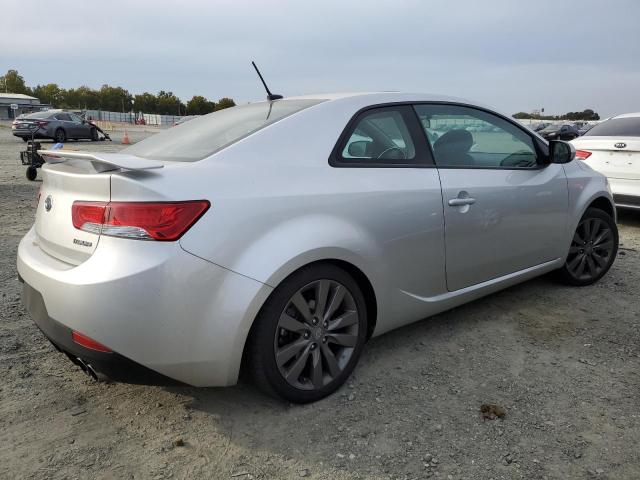 Photo 2 VIN: KNAFW6A30D5738018 - KIA FORTE 