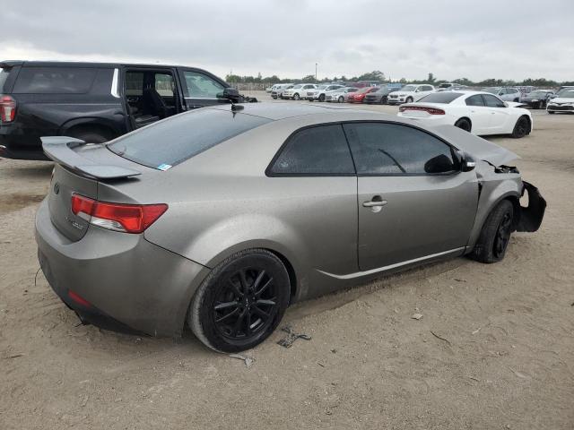 Photo 2 VIN: KNAFW6A32A5120839 - KIA FORTE 