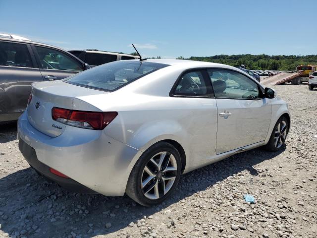 Photo 2 VIN: KNAFW6A32A5207673 - KIA FORTE 