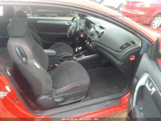 Photo 4 VIN: KNAFW6A33A5170357 - KIA FORTE KOUP 