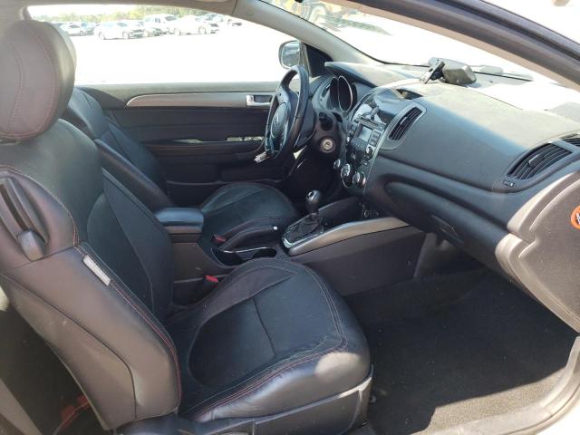 Photo 4 VIN: KNAFW6A33C5622049 - KIA FORTE 