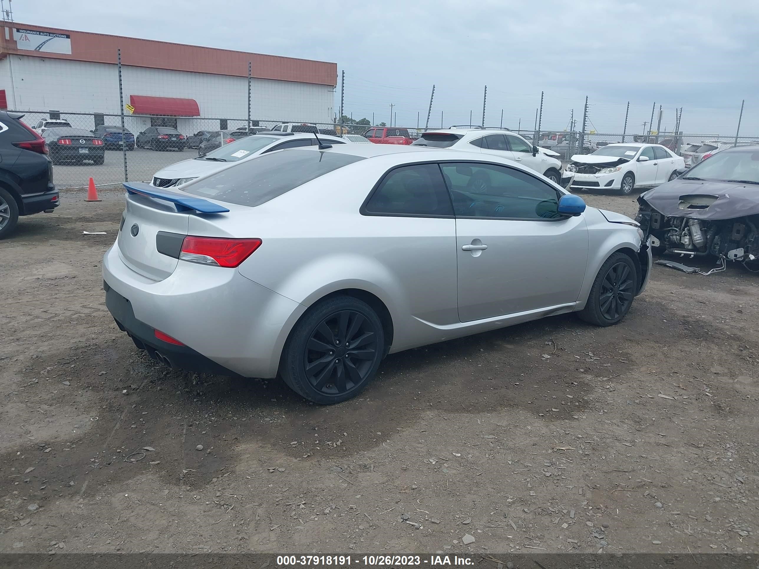 Photo 3 VIN: KNAFW6A35C5542252 - KIA FORTE 