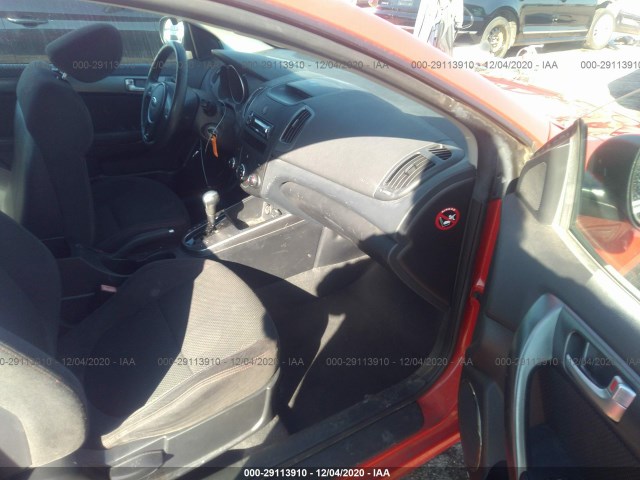 Photo 4 VIN: KNAFW6A36A5130290 - KIA FORTE KOUP 