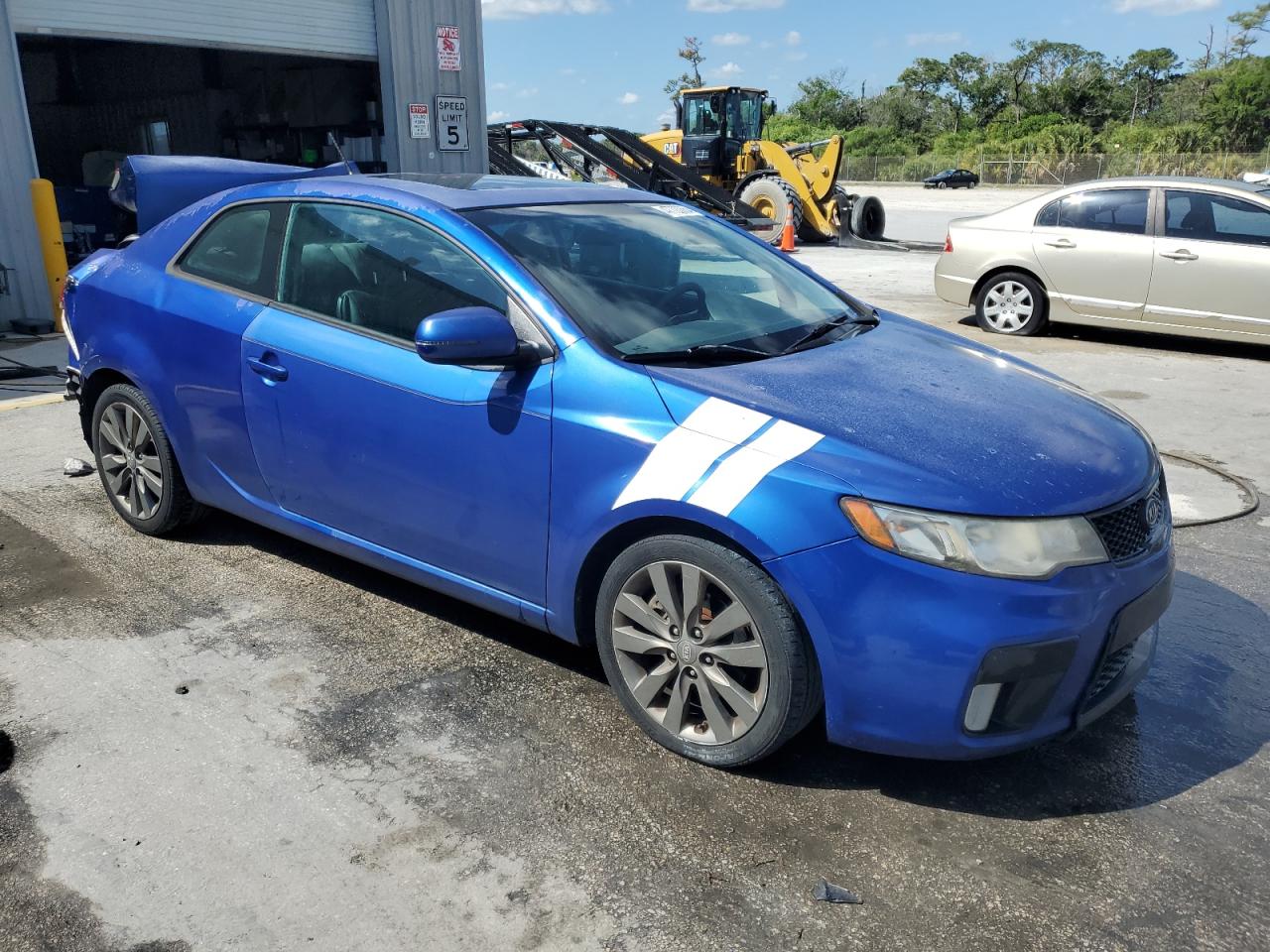 Photo 3 VIN: KNAFW6A36C5622174 - KIA FORTE 