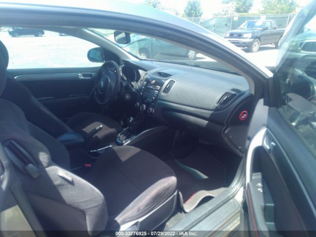 Photo 4 VIN: KNAFW6A38C5623679 - KIA FORTE KOUP 