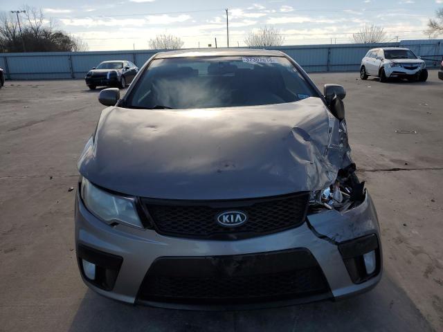 Photo 4 VIN: KNAFW6A39B5389857 - KIA FORTE 