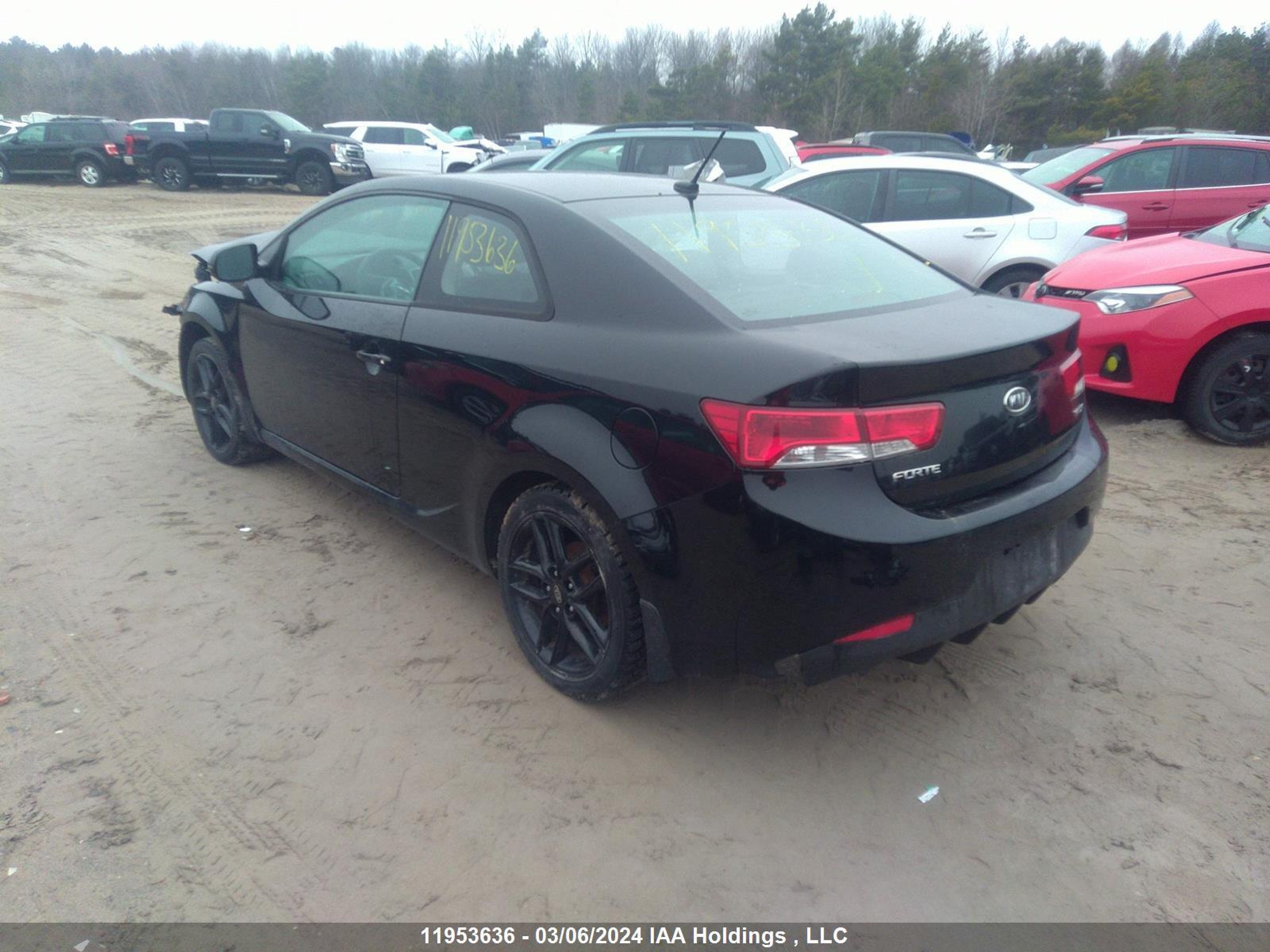 Photo 2 VIN: KNAFW6A39C5489023 - KIA FORTE 