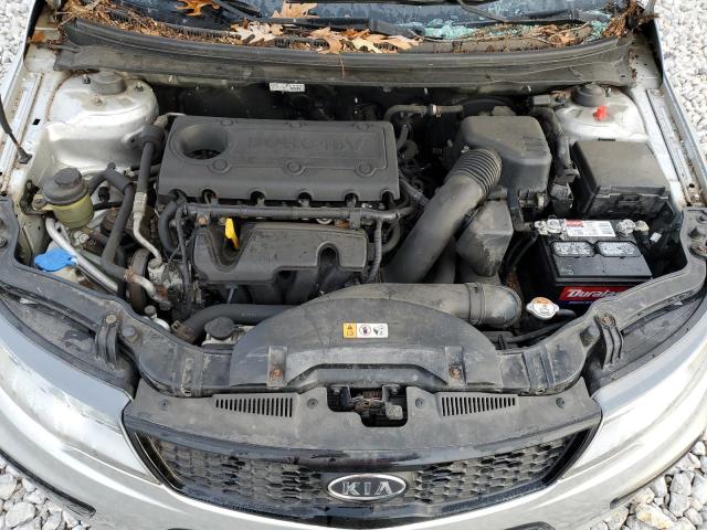 Photo 10 VIN: KNAFW6A39D5665859 - KIA FORTE 