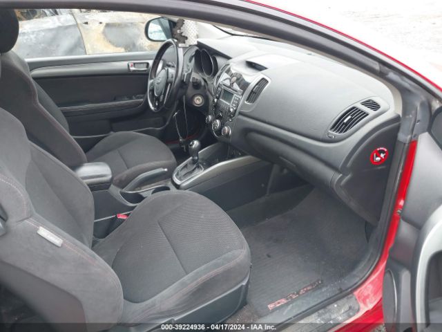 Photo 4 VIN: KNAFW6A39D5668843 - KIA FORTE KOUP 