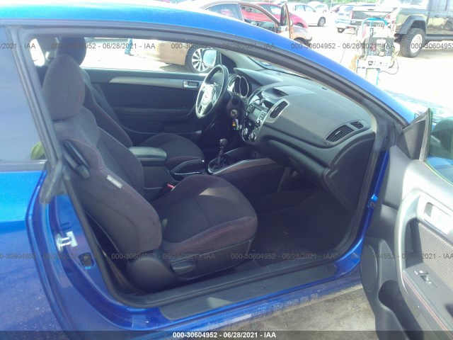 Photo 4 VIN: KNAFW6A3XB5389852 - KIA FORTE KOUP 