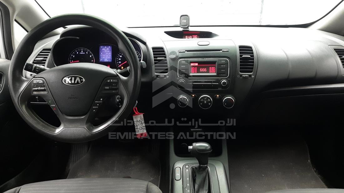 Photo 15 VIN: KNAFX4113E5172678 - KIA CERATO 