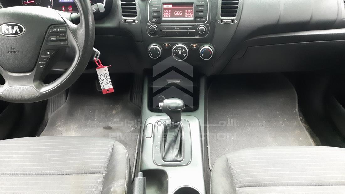 Photo 16 VIN: KNAFX4113E5172678 - KIA CERATO 