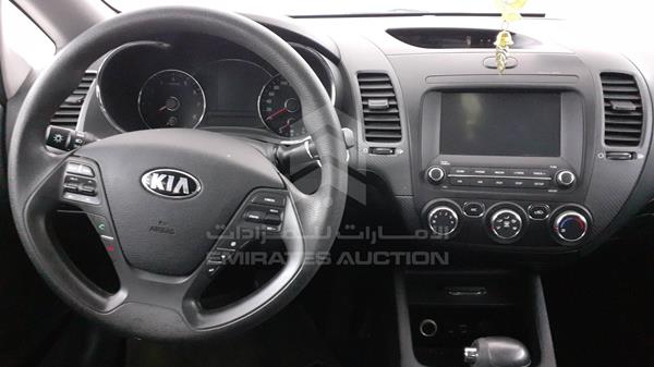 Photo 11 VIN: KNAFX4118H5695599 - KIA CERATO 