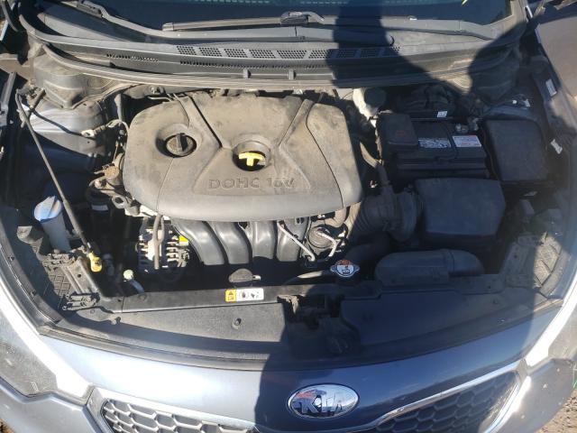 Photo 6 VIN: KNAFX4A60E5126446 - KIA FORTE LX 