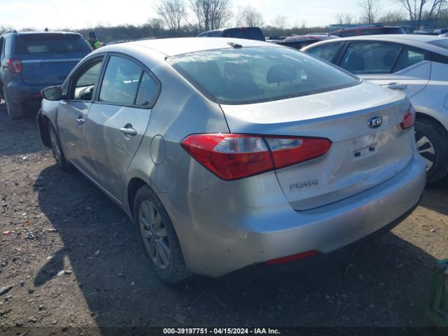 Photo 2 VIN: KNAFX4A60E5211951 - KIA FORTE 