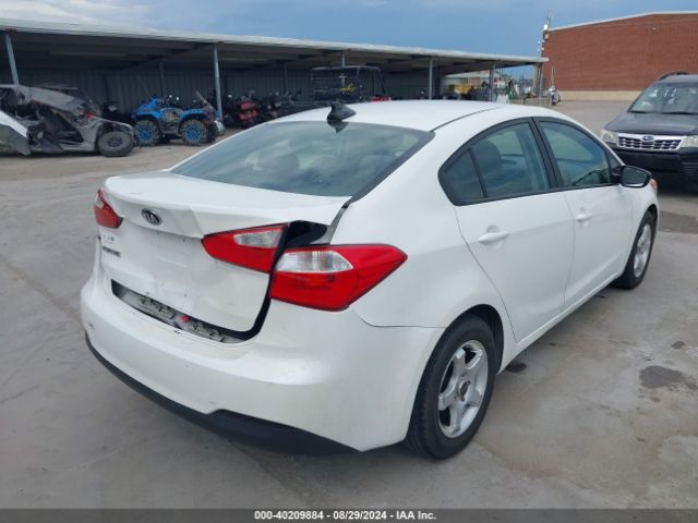 Photo 3 VIN: KNAFX4A60F5258110 - KIA FORTE 