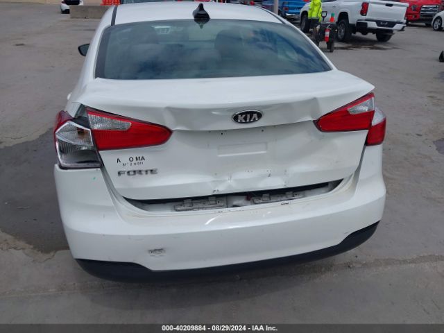 Photo 5 VIN: KNAFX4A60F5258110 - KIA FORTE 