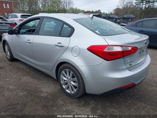 Photo 2 VIN: KNAFX4A60F5276056 - KIA FORTE 