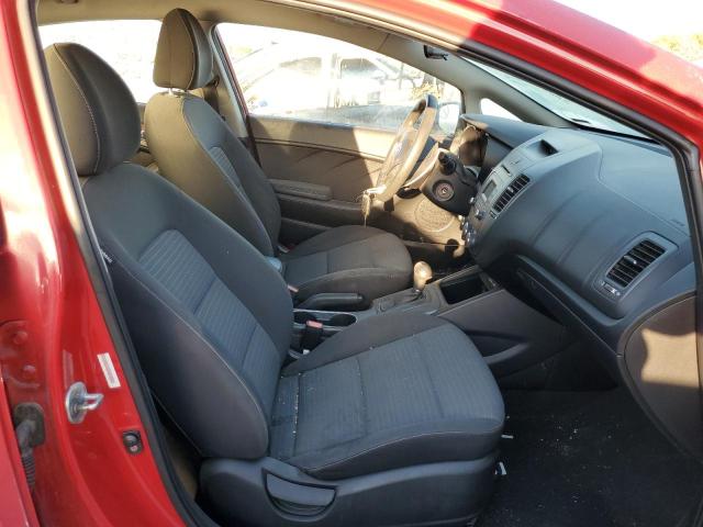 Photo 4 VIN: KNAFX4A60F5338880 - KIA FORTE LX 