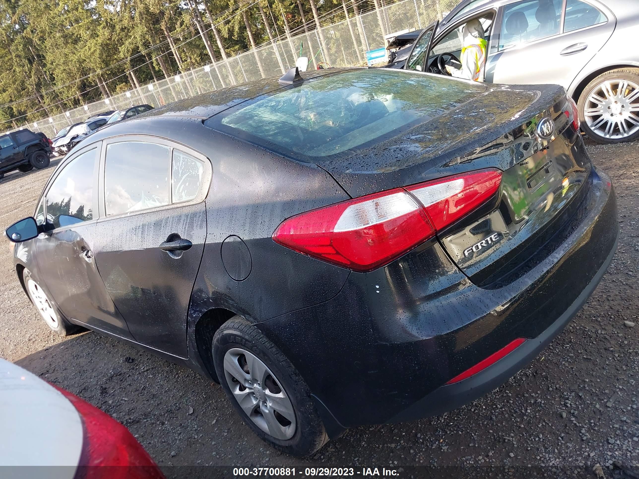 Photo 12 VIN: KNAFX4A60F5342718 - KIA FORTE 