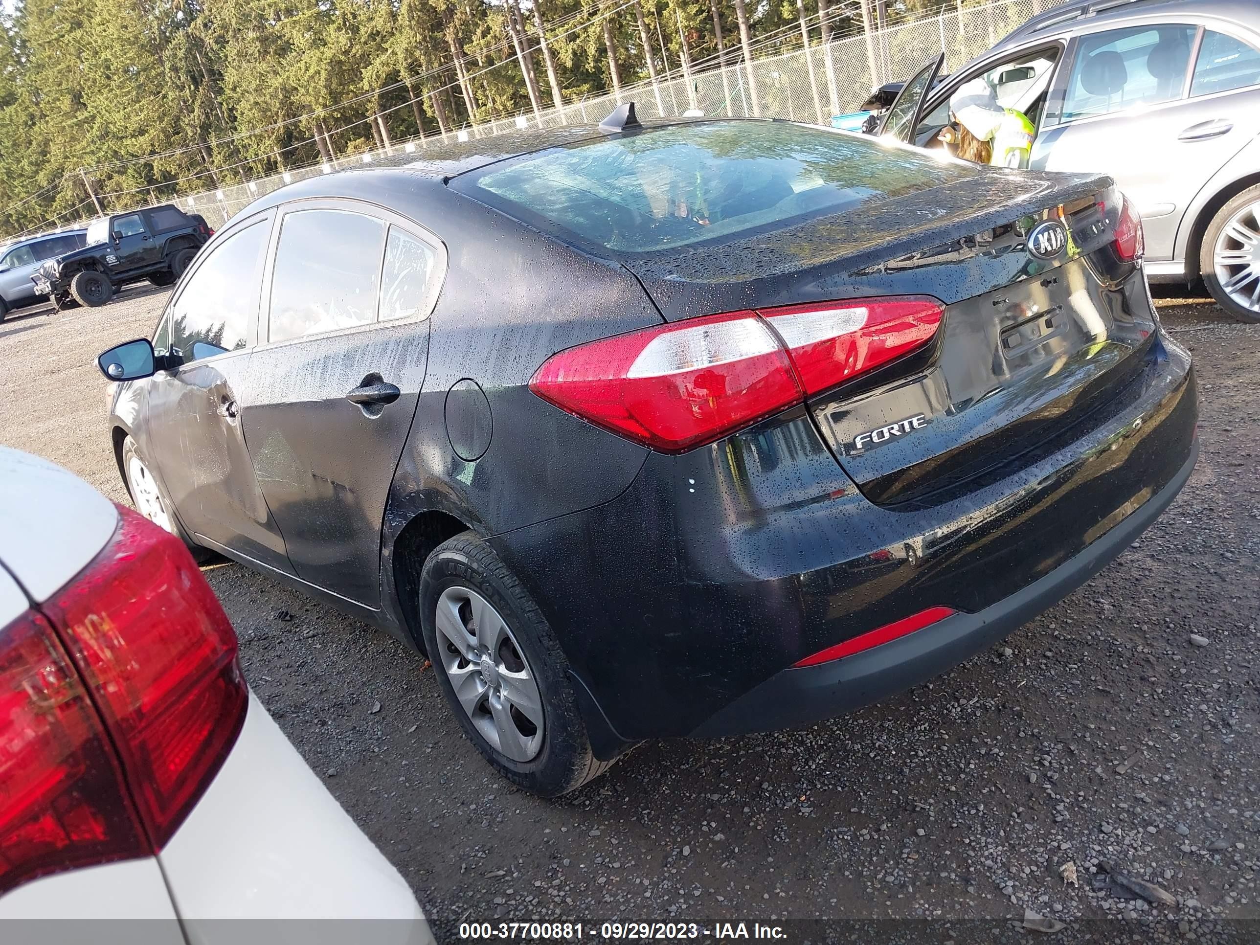 Photo 2 VIN: KNAFX4A60F5342718 - KIA FORTE 