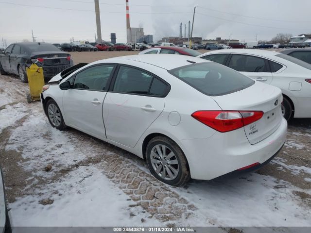 Photo 2 VIN: KNAFX4A60F5382507 - KIA FORTE 