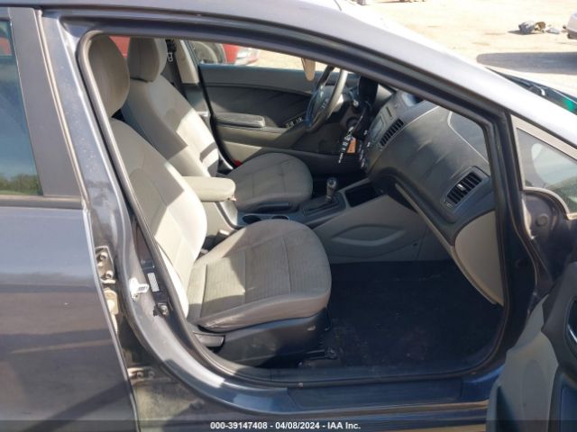 Photo 4 VIN: KNAFX4A60G5512786 - KIA FORTE 