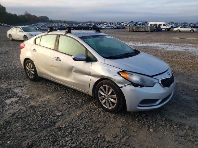 Photo 3 VIN: KNAFX4A60G5550129 - KIA FORTE LX 