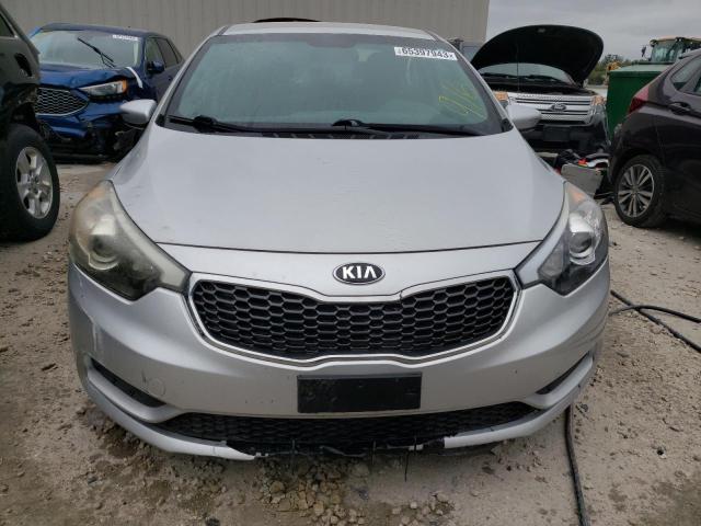 Photo 4 VIN: KNAFX4A60G5574429 - KIA FORTE LX 