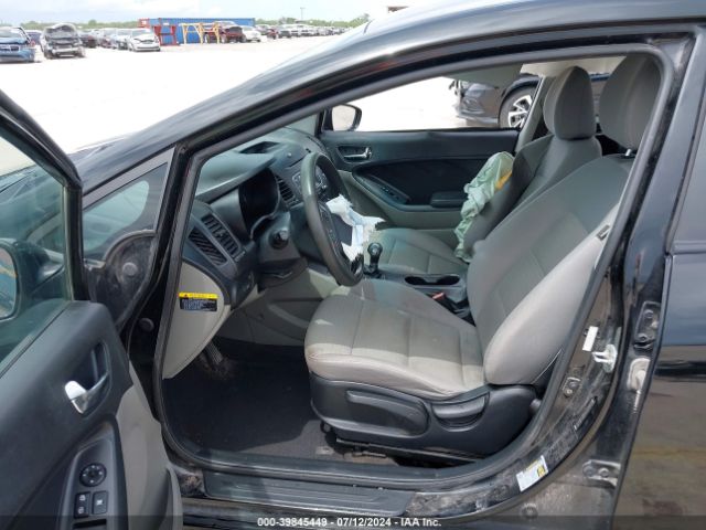 Photo 4 VIN: KNAFX4A60G5592607 - KIA FORTE 