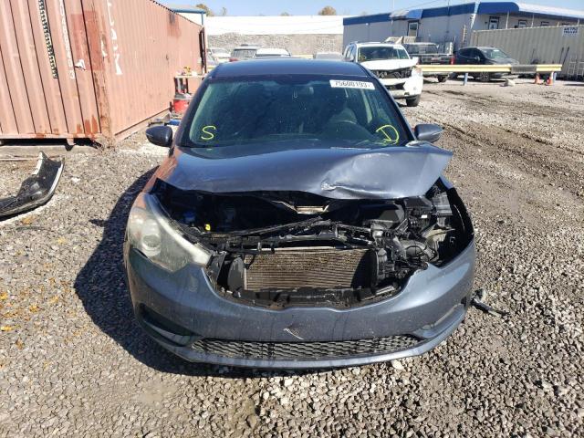 Photo 4 VIN: KNAFX4A61E5153221 - KIA FORTE 