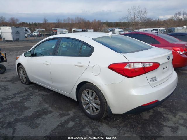 Photo 2 VIN: KNAFX4A61E5194061 - KIA FORTE 