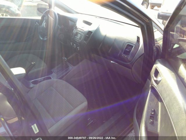 Photo 4 VIN: KNAFX4A61E5204670 - KIA FORTE 