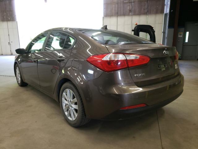 Photo 2 VIN: KNAFX4A61F5269164 - KIA FORTE LX 