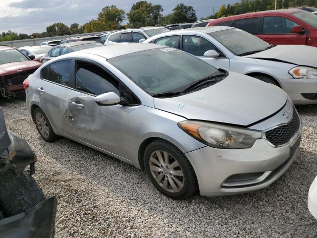 Photo 3 VIN: KNAFX4A61F5274493 - KIA FORTE LX 