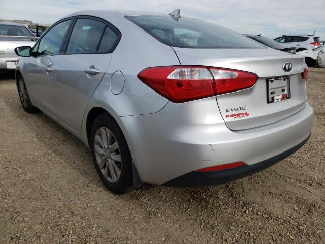 Photo 2 VIN: KNAFX4A61F5318024 - KIA FORTE LX 