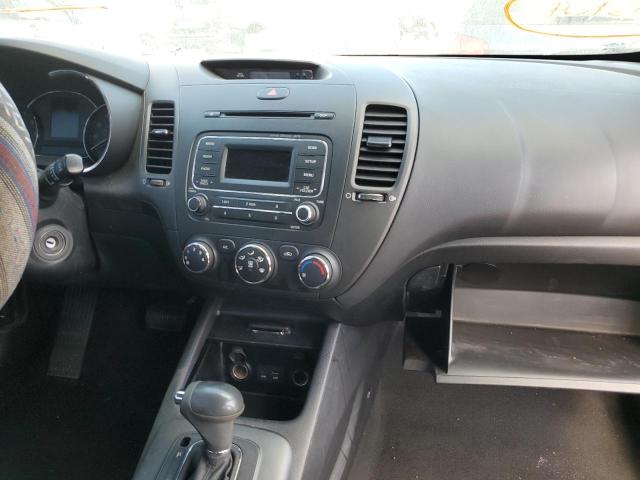 Photo 8 VIN: KNAFX4A61F5341013 - KIA FORTE LX 